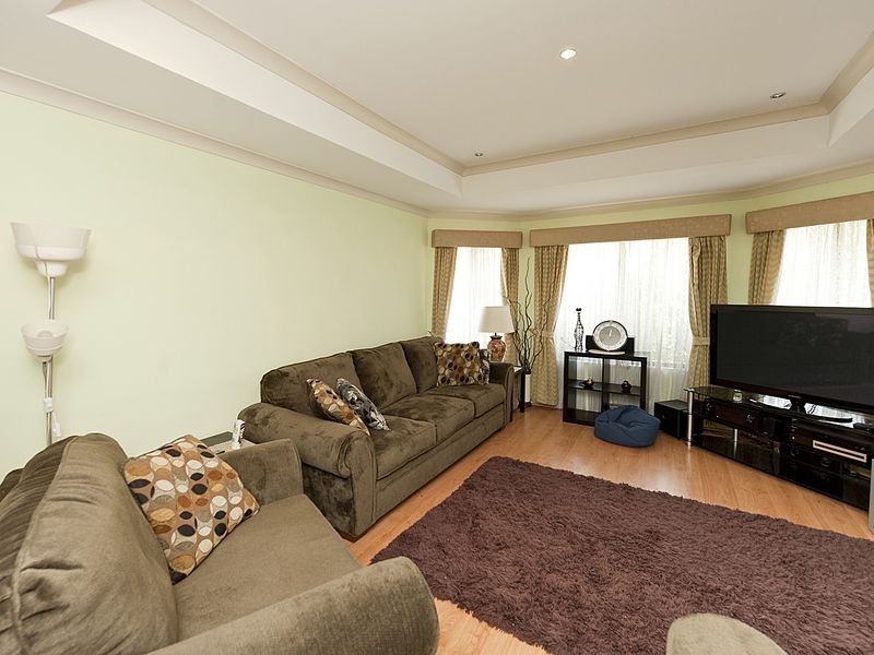 7 Excalibur Chase, Wattle Grove WA 6107