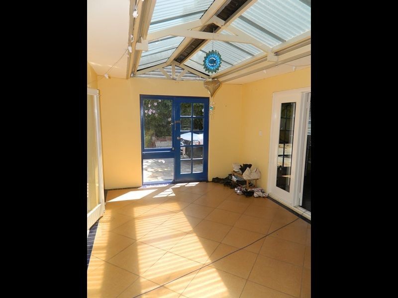 24 Berehaven Avenue, Thornlie WA 6108