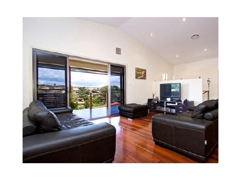 30 Donegal Ct, Banora Point NSW 2486