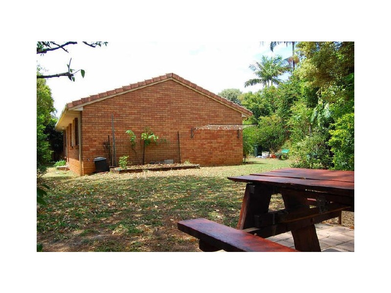 2/24 Somerset Ave, Banora Point NSW 2486