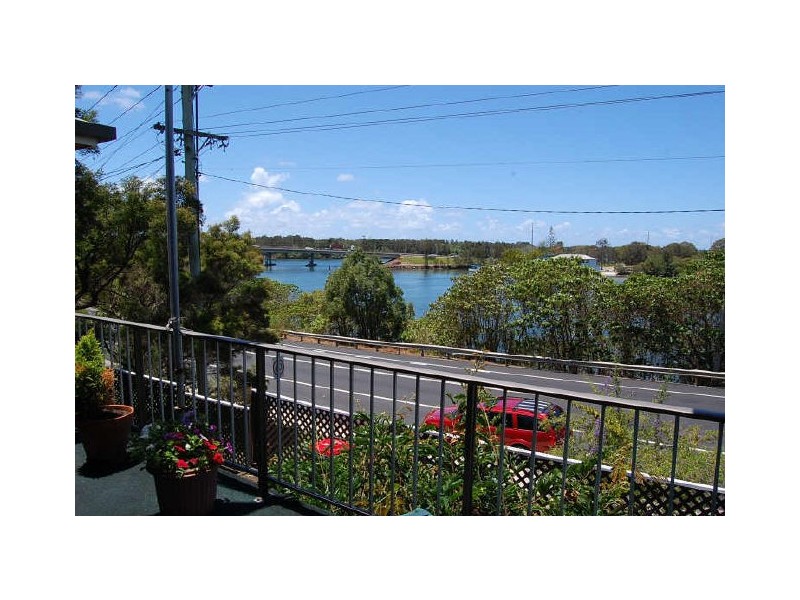33 Kennedy Drive, Tweed Heads NSW 2485