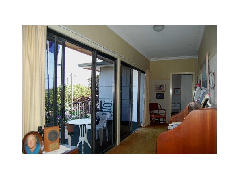 33 Kennedy Drive, Tweed Heads NSW 2485