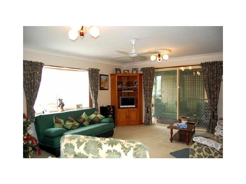100 Riverside Dr, Tumbulgum NSW 2490