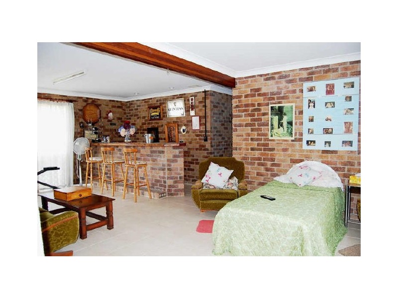 100 Riverside Dr, Tumbulgum NSW 2490