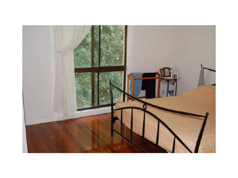 4 Whitsunday Dr, Currumbin Waters QLD 4223