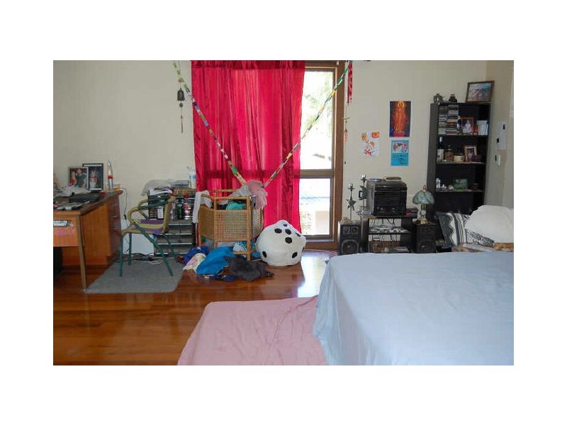 4 Whitsunday Dr, Currumbin Waters QLD 4223