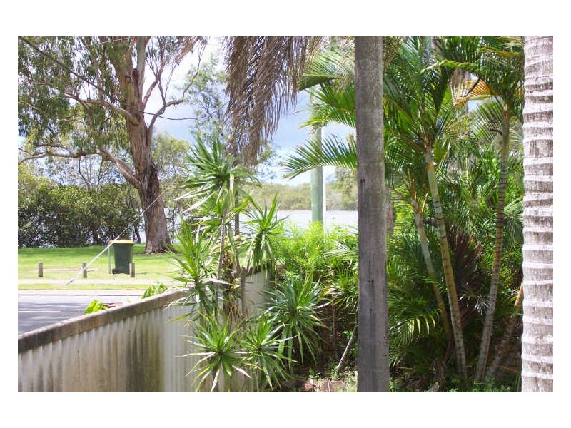 2/8 Gollan Drive, Tweed Heads NSW 2485