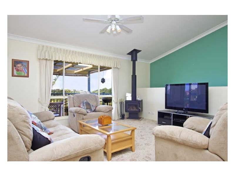 13 Tyrone Terrace, Banora Point NSW 2486