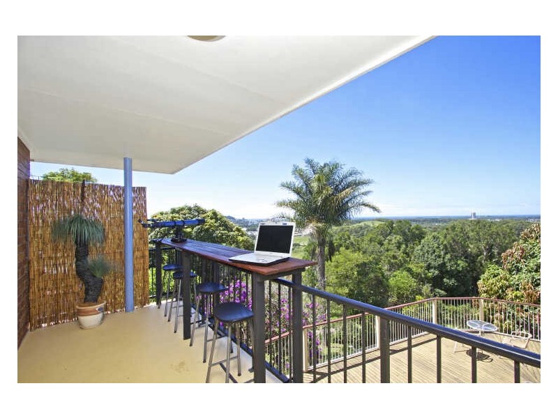 63 Hillcrest Avenue, Tweed Heads South NSW 2486