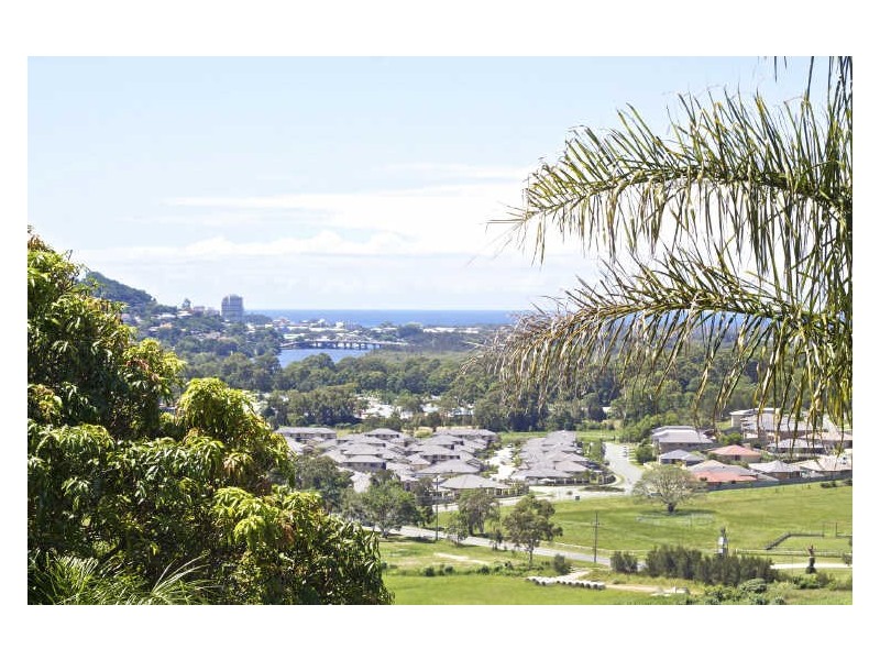 63 Hillcrest Avenue, Tweed Heads South NSW 2486