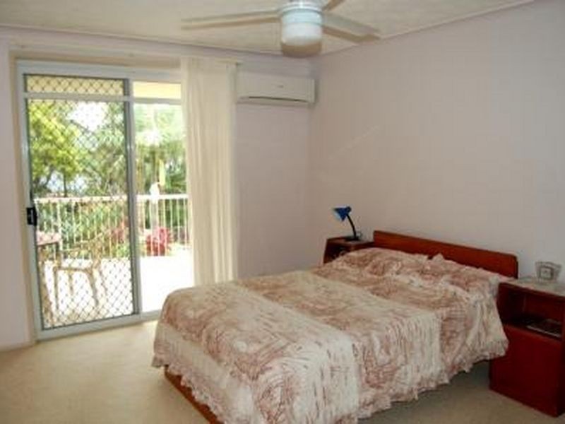 Coolangatta QLD 4225