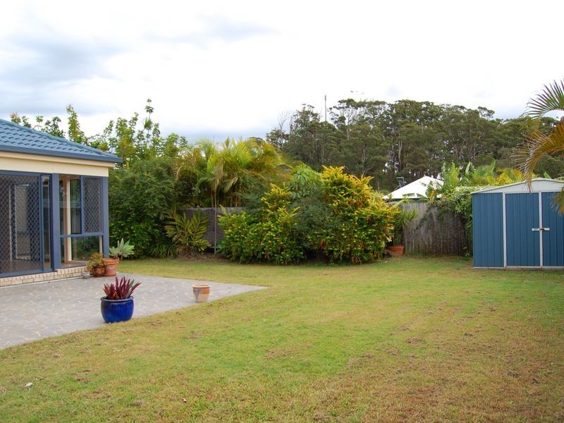 5 Cook Crescent, Tweed Heads South NSW 2486