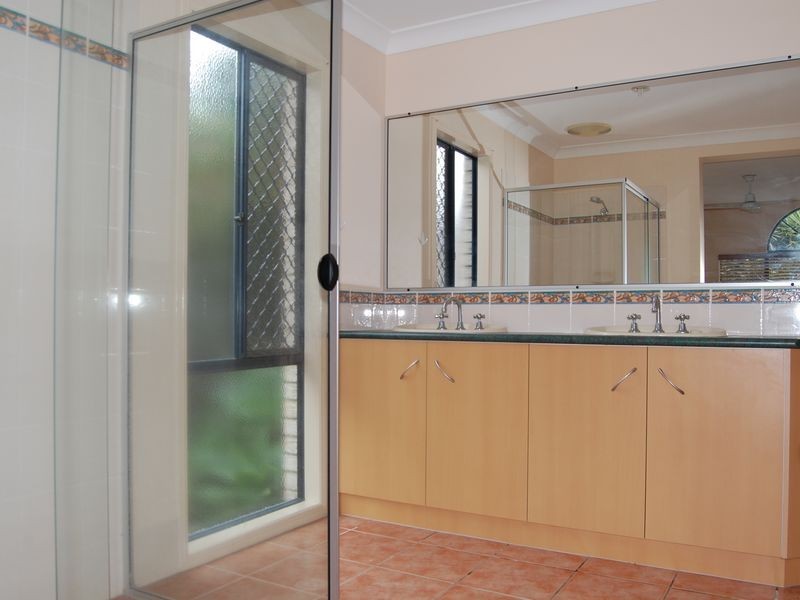 5 Cook Crescent, Tweed Heads South NSW 2486