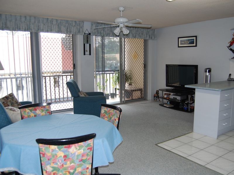 6/30 Lanham St, Coolangatta QLD 4225