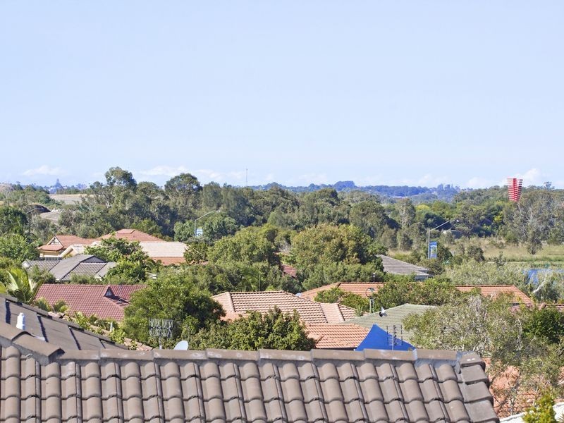 28 Rosewater Cres, Tugun QLD 4224