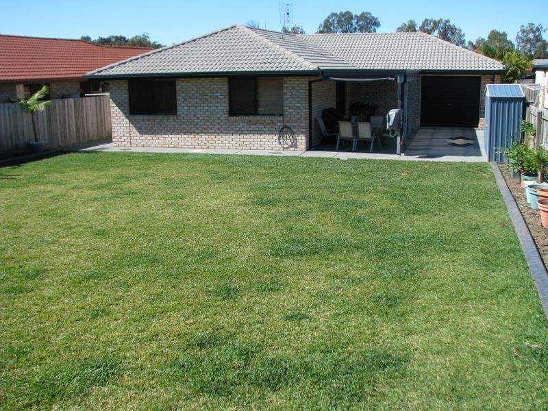 8 Cook Cres, Tweed Heads South NSW 2486