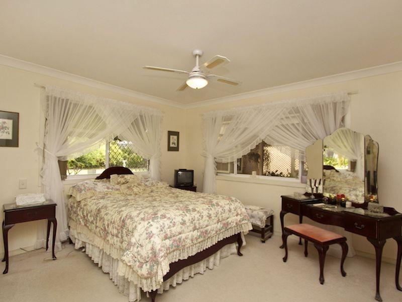 84 Glen Ayr Drive, Banora Point NSW 2486