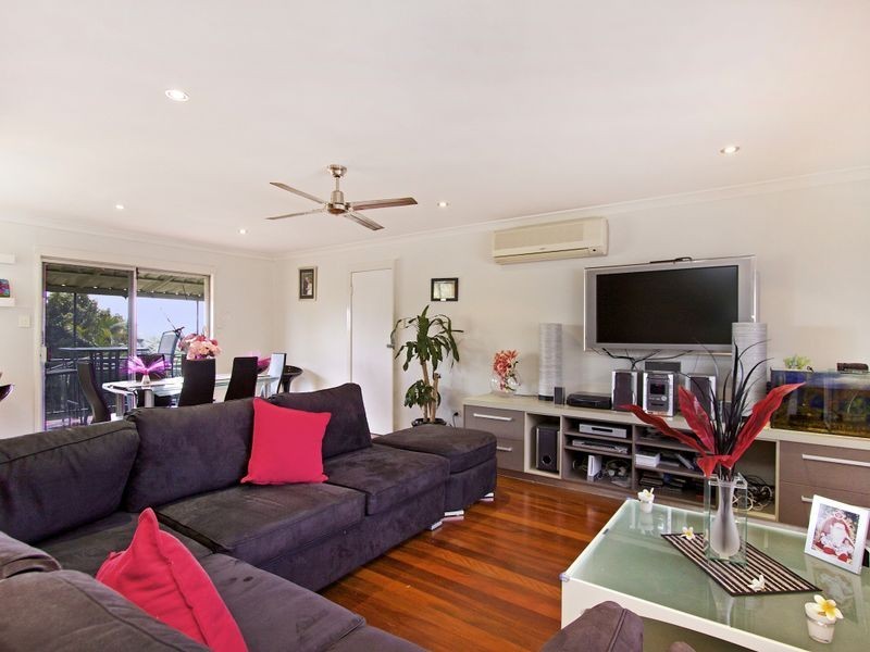 121 Pioneer Pde, Banora Point NSW 2486