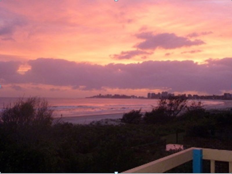 ABSOLUTE BEACHFRONT GOLD COAST, Bilinga QLD 4225