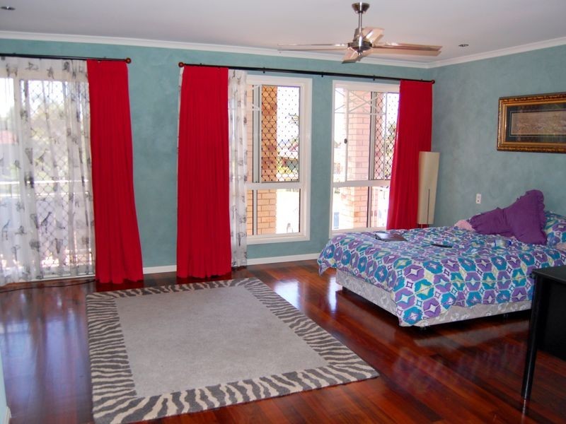 78 Lochlomond Dr, Banora Point NSW 2486