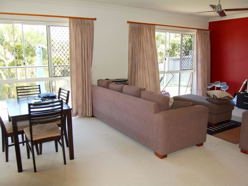 78 Lochlomond Dr, Banora Point NSW 2486