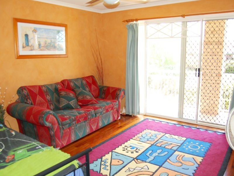 78 Lochlomond Dr, Banora Point NSW 2486