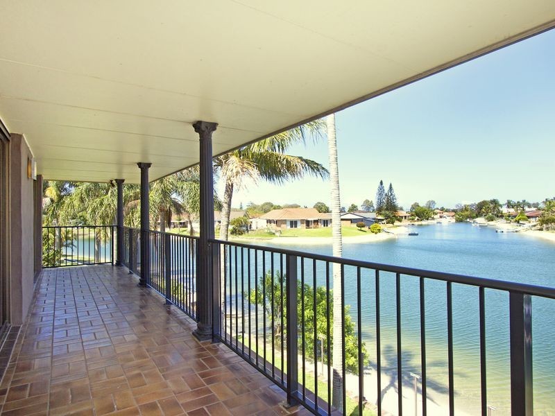 15 Shearwater Parade, Tweed Heads NSW 2485