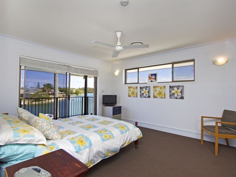 15 Shearwater Parade, Tweed Heads NSW 2485