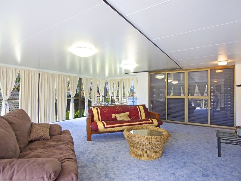 15 Shearwater Parade, Tweed Heads NSW 2485