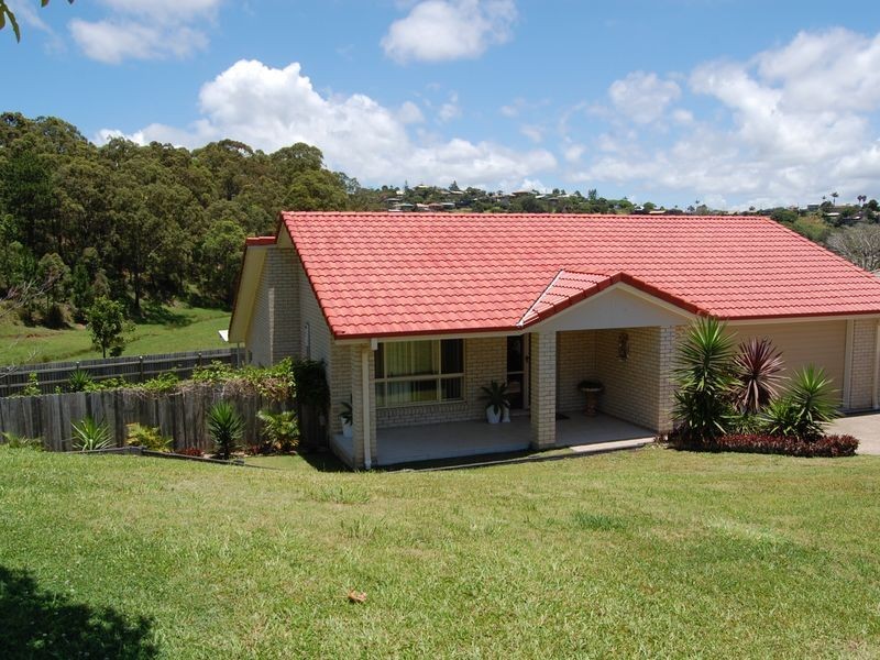 8 Firetail Crt, Tweed Heads South NSW 2486