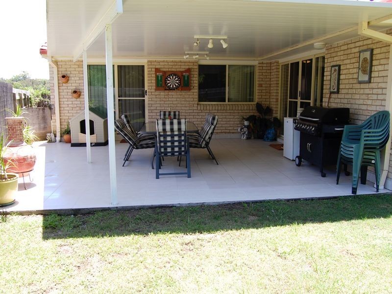 8 Firetail Crt, Tweed Heads South NSW 2486