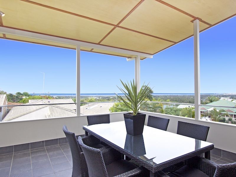 37 Martinelli Ave, Banora Point NSW 2486