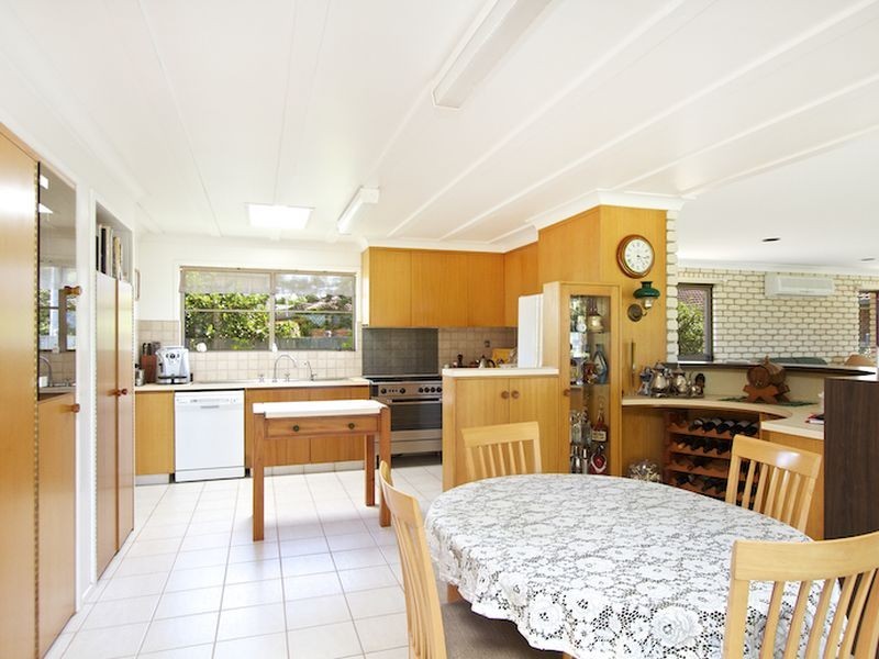 112 Jacaranda Ave, Tweed Heads West NSW 2485