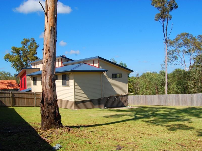 16 Yarraman Chase, Waterford QLD 4133