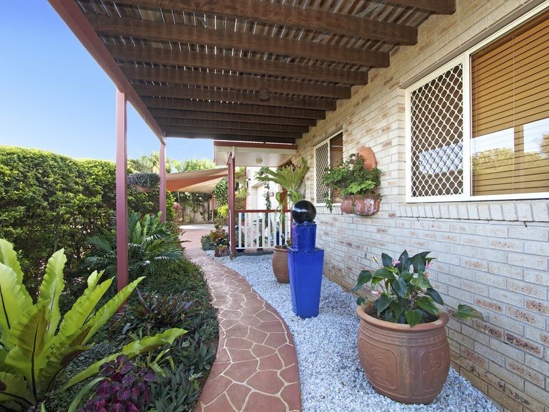 20 Tyrone Terrace, Banora Point NSW 2486