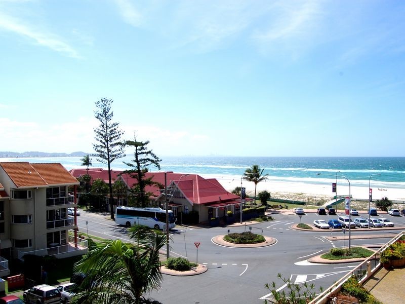 15/22 Marine Parade, Kirra QLD 4225
