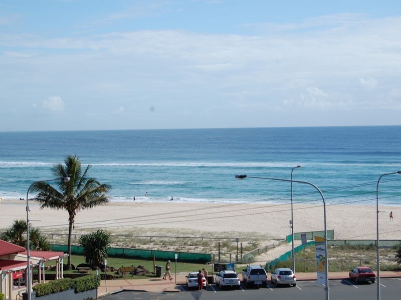 15/22 Marine Parade, Kirra QLD 4225