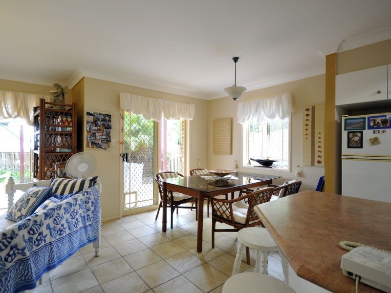 19 Sellin Place, Currumbin Waters QLD 4223