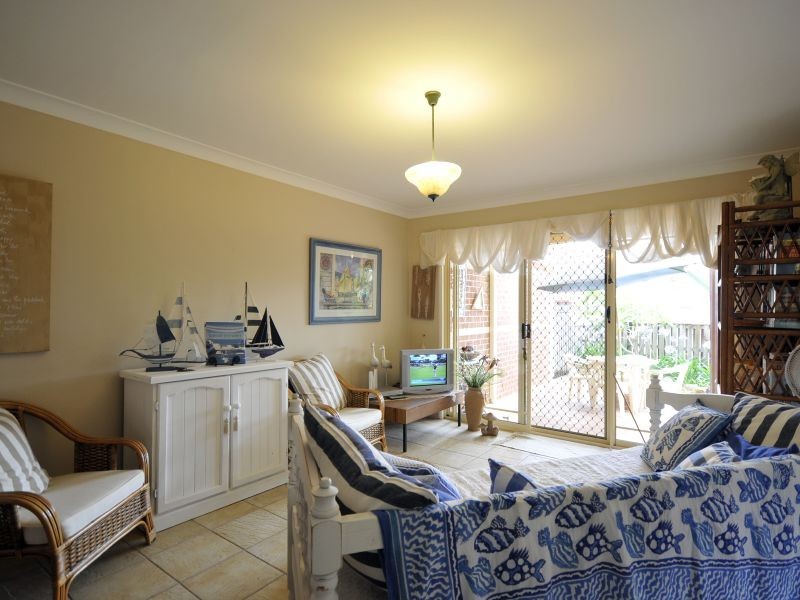 19 Sellin Place, Currumbin Waters QLD 4223