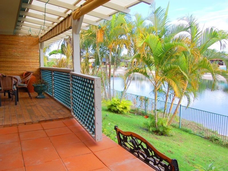 2/11 Limosa Road, Tweed Heads West NSW 2485