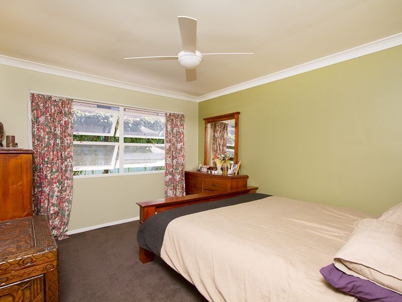 13 Honeysuckle Street, Tweed Heads West NSW 2485