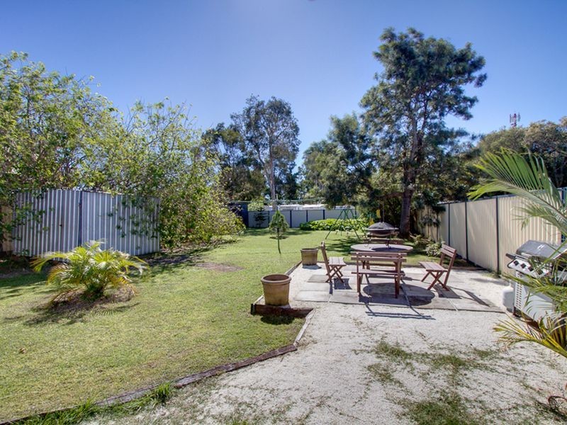 13 Honeysuckle Street, Tweed Heads West NSW 2485