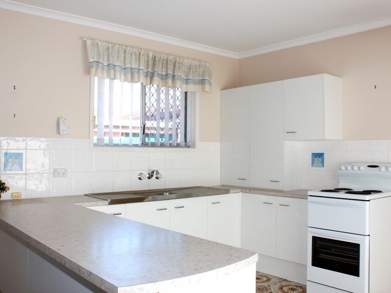 29 Appel Street, Kirra QLD 4225