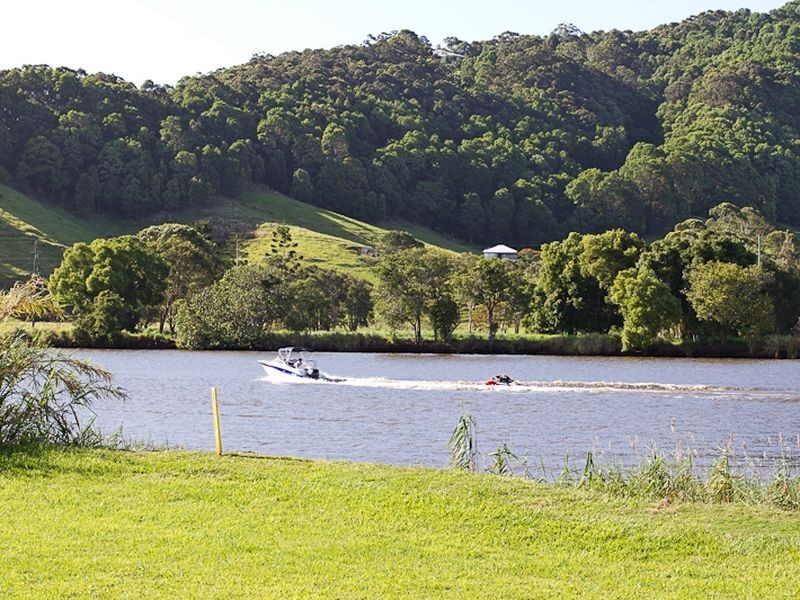 4 Gray Street, Tumbulgum NSW 2490