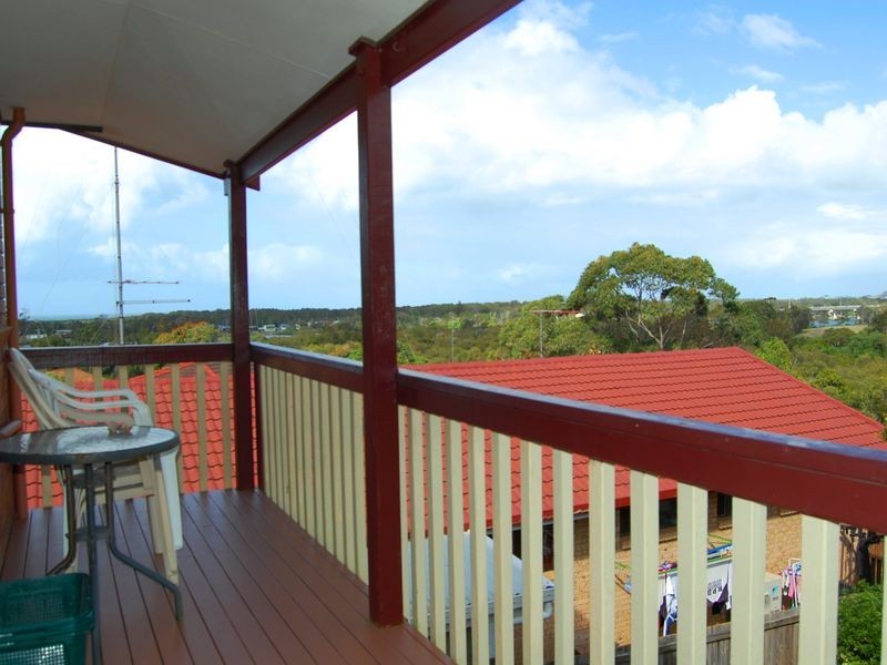 66 Oyster Point Road, Banora Point NSW 2486