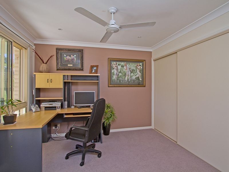 8 Firetail Court, Tweed Heads South NSW 2486