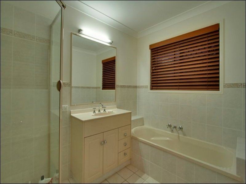 37 Franklin Street, Banora Point NSW 2486