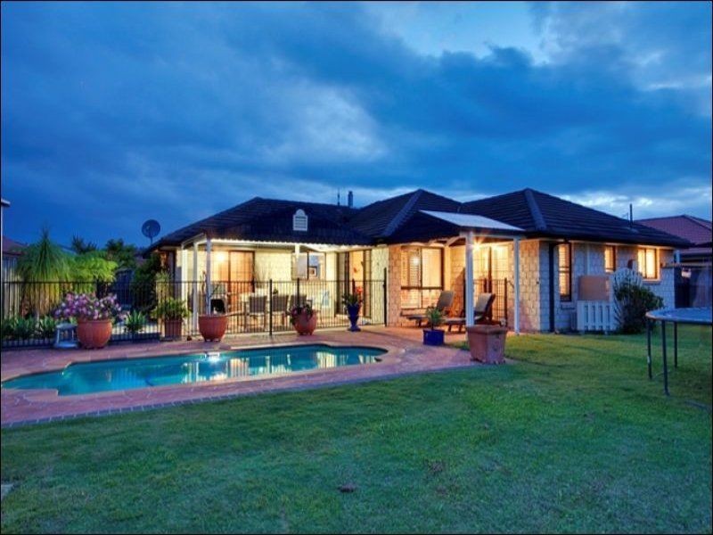 37 Franklin Street, Banora Point NSW 2486