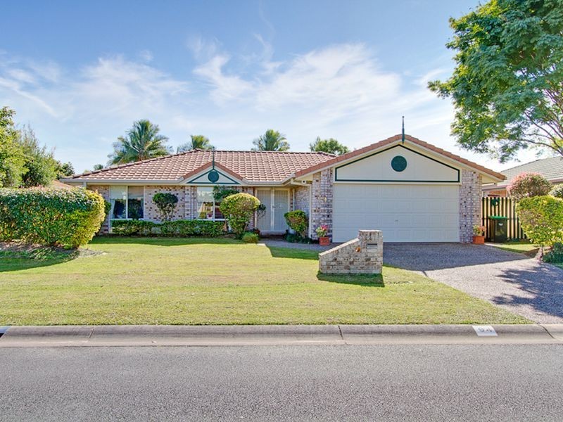 94 Avondale Drive, Banora Point NSW 2486