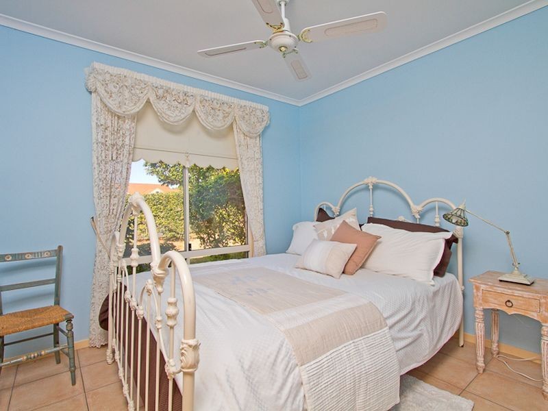 94 Avondale Drive, Banora Point NSW 2486